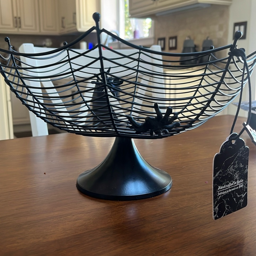 Spider web fruit bowl
